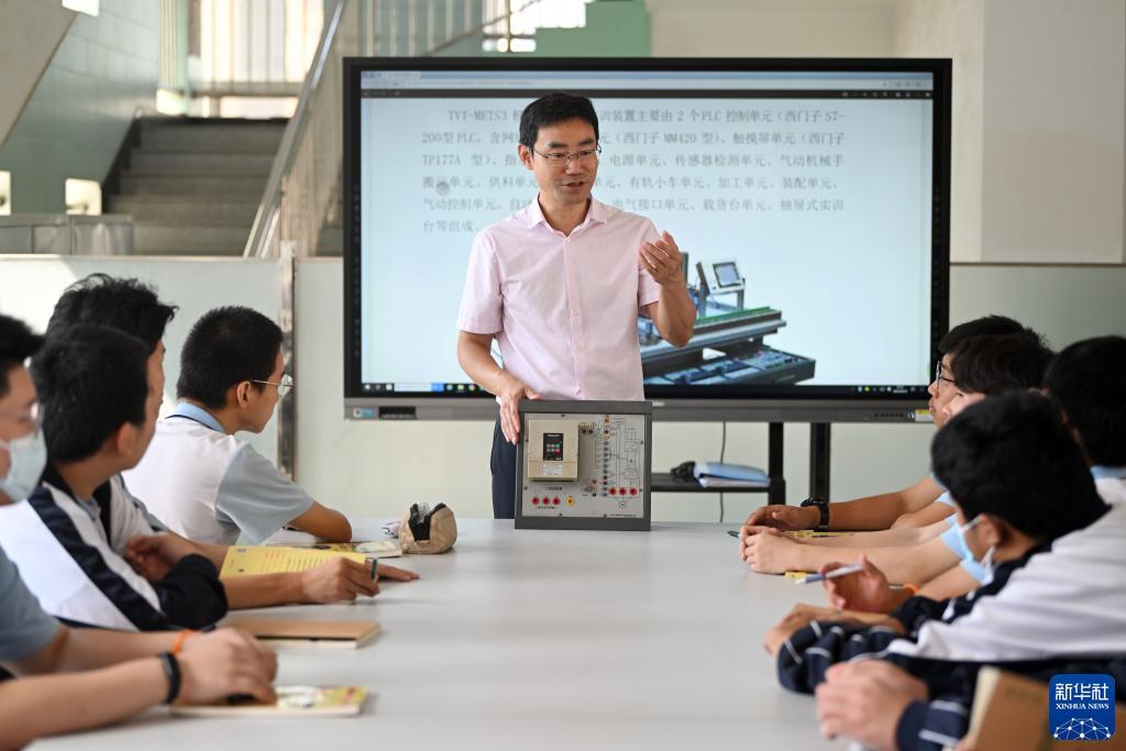 星空棋牌电子娱乐